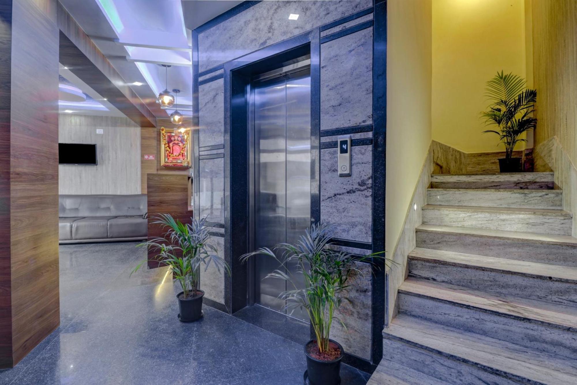 Hotel Collection O Karthika Residency Bengaluru Zewnętrze zdjęcie